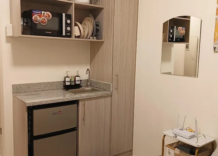 Goldyrich Staycation Place Manila