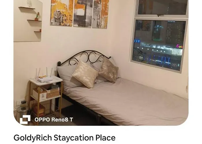 Goldyrich Staycation Place Apartahotel
